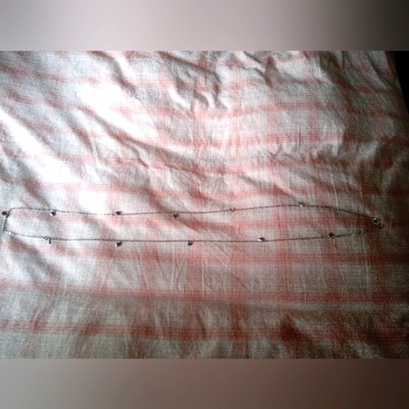 JEWELRY - Silver Chain Heart Necklace - Picture 4 of 5